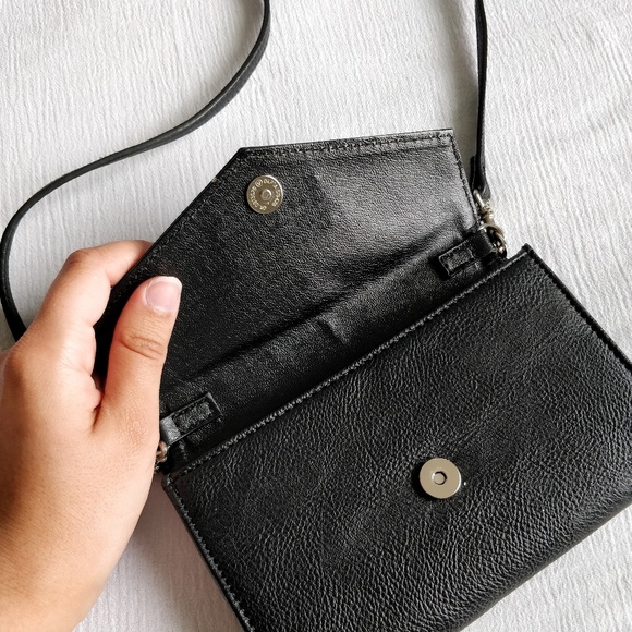 Nine West Crossbody Bag Black - Picture 2 of 5